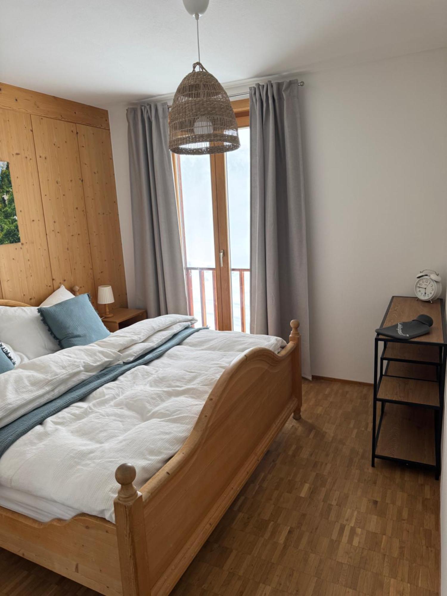 Ustreia Orta Bed & Breakfast Lohn Екстериор снимка